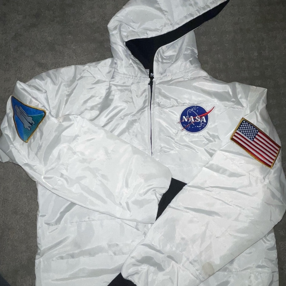 Men’s astronaut costume